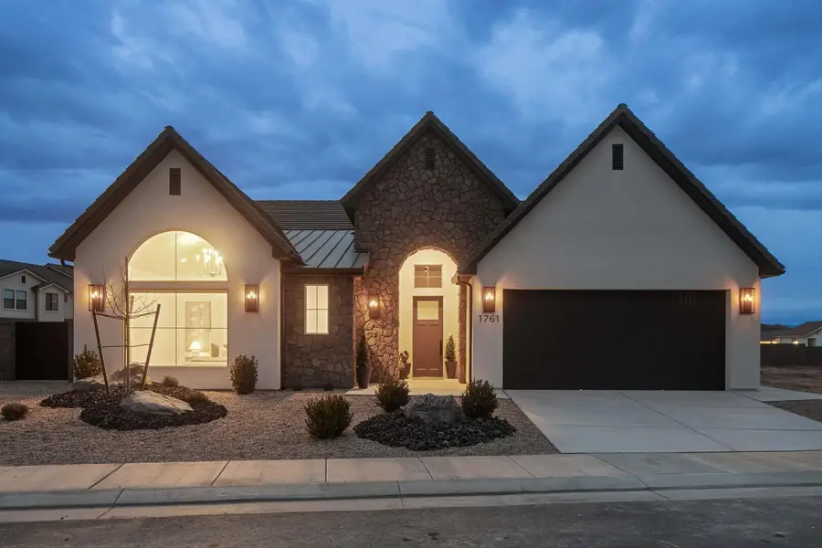 1761 S Nisson Hill, Washington, UT 84780 - #2