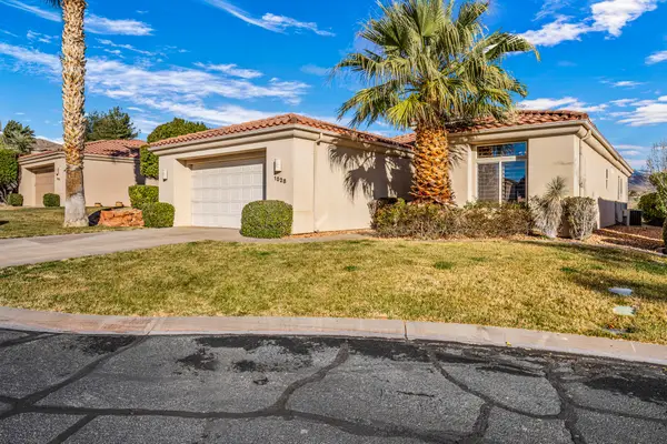 1028 W Shadow Ridge Dr, Washington, UT 84780