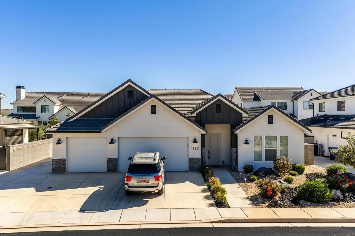 1863 S Heritage Fields Dr, Washington, UT 84780 - #1