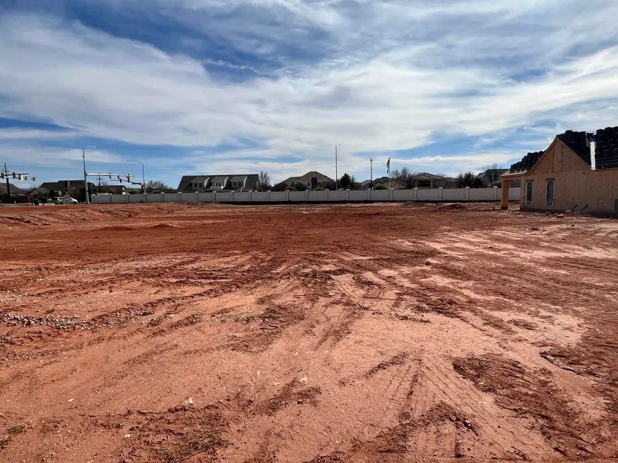 283 W Sacred Ct, Washington, UT 84780 - #2