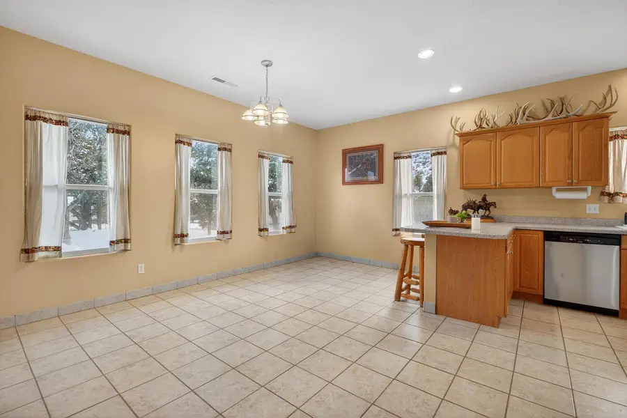 128 E Forest Dr, Central, UT 84722 - #3