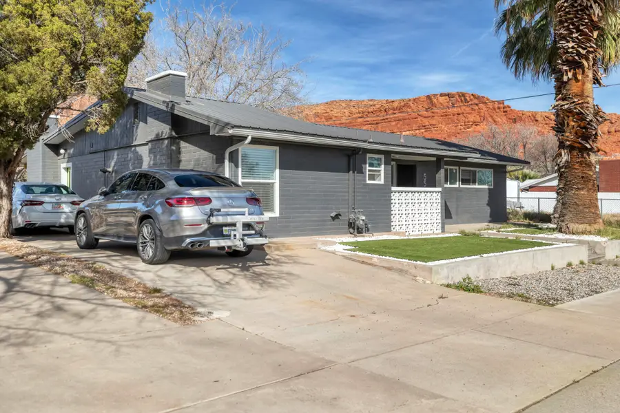 554 W 500 N, Saint George, UT 84770 - #3