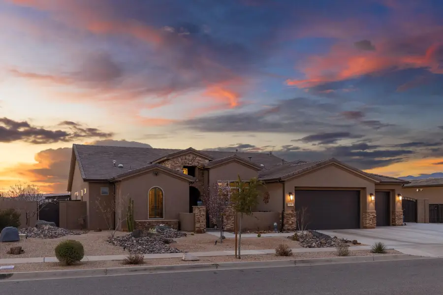 139 N Highland Parkway, Washington, UT 84780 - #2