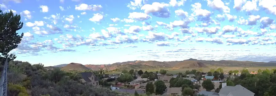 1215 W Emerald Dr, Saint George, UT 84770 - #2