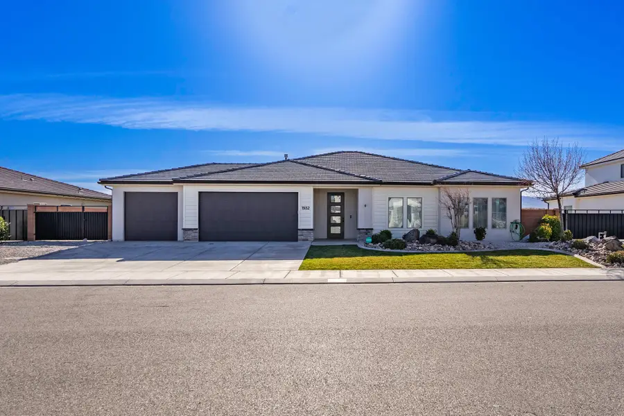 1932 Honeycomb Dr, Saint George, UT 84790 - #2