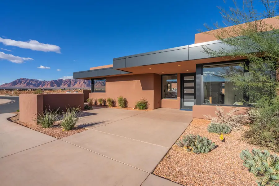 589 S Juniper Way, Ivins, UT 84738 - #3