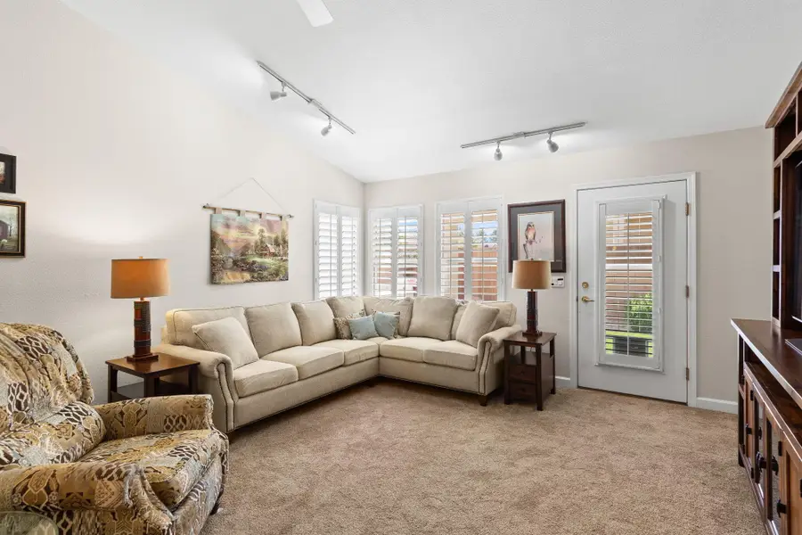 4372 S Lazy River Dr, Saint George, UT 84790 - #3