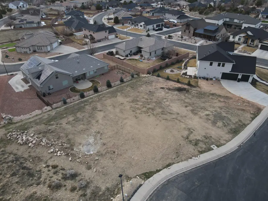 1927 N Mahogany Cir, Cedar City, UT 84721 - #3