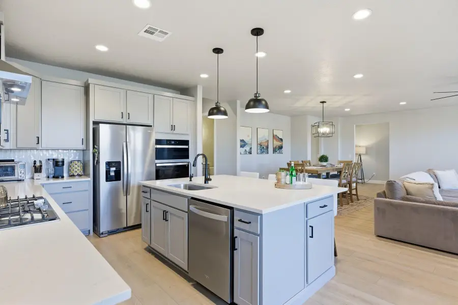 649 S Molveno Trail, Saint George, UT 84770 - #3