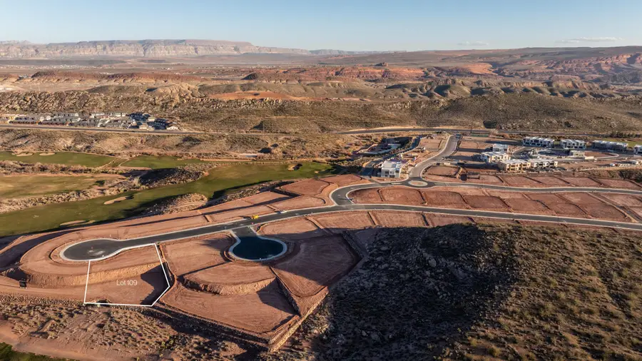 1697 N Golden Bear Way, Washington, UT 84780 - #2