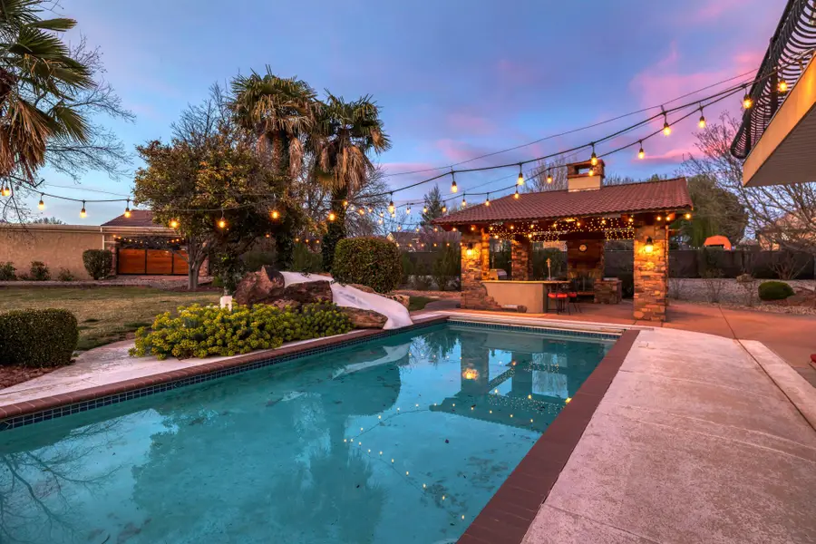 2497 River Cir, Santa Clara, UT 84765 - #2