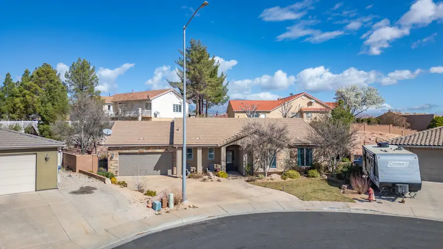 201 S 2020 E Cir, Saint George, UT 84790 - #2