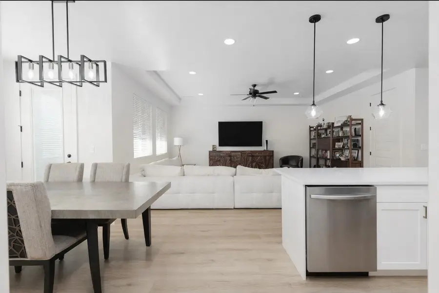 2141 W 320, Hurricane, UT 84737 - #2