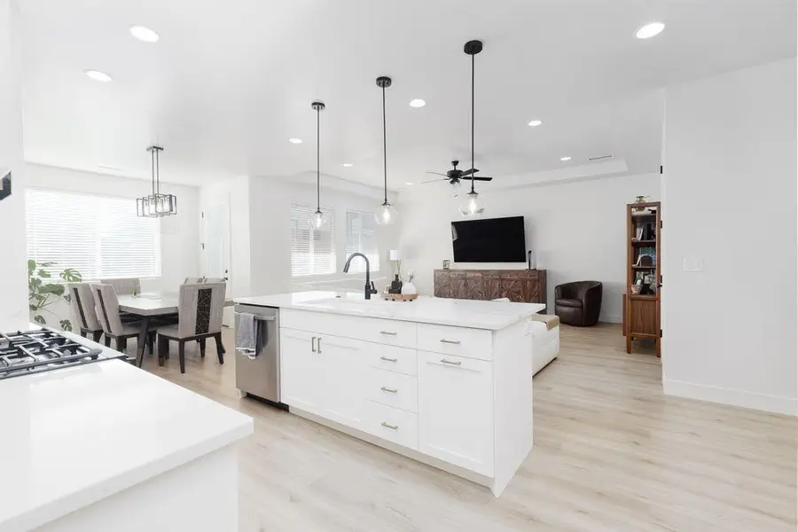 2141 W 320, Hurricane, UT 84737 - #3