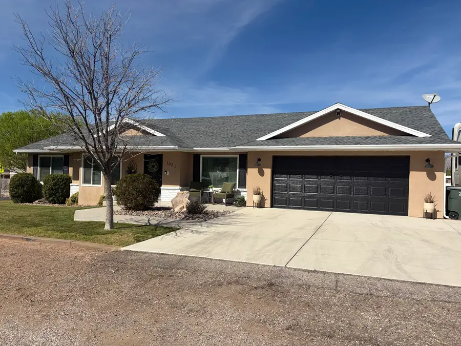 1021 E Elm St, Saint George, UT 84790 - #2