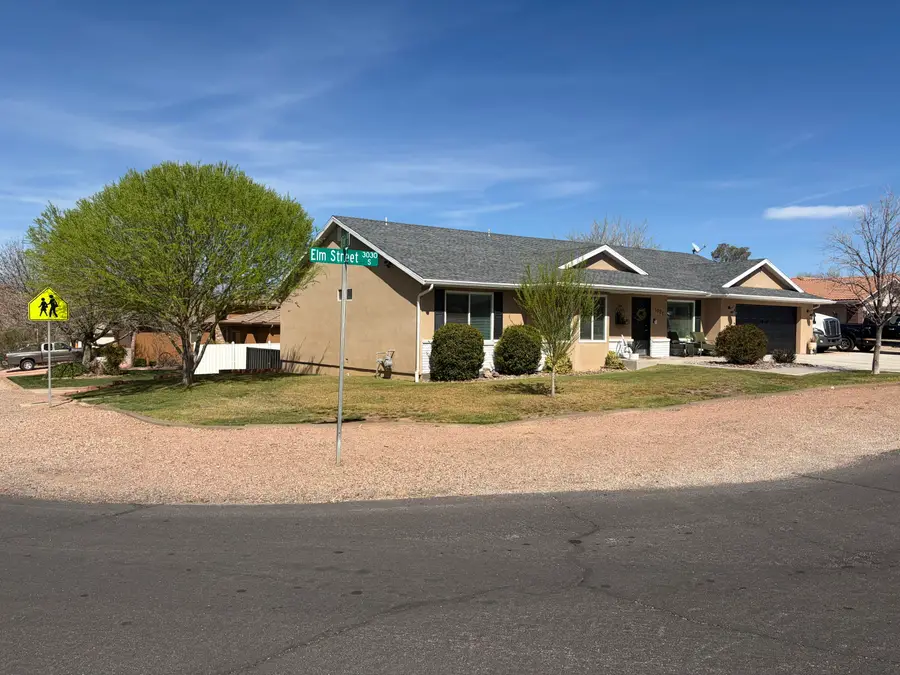 1021 E Elm St, Saint George, UT 84790 - #3
