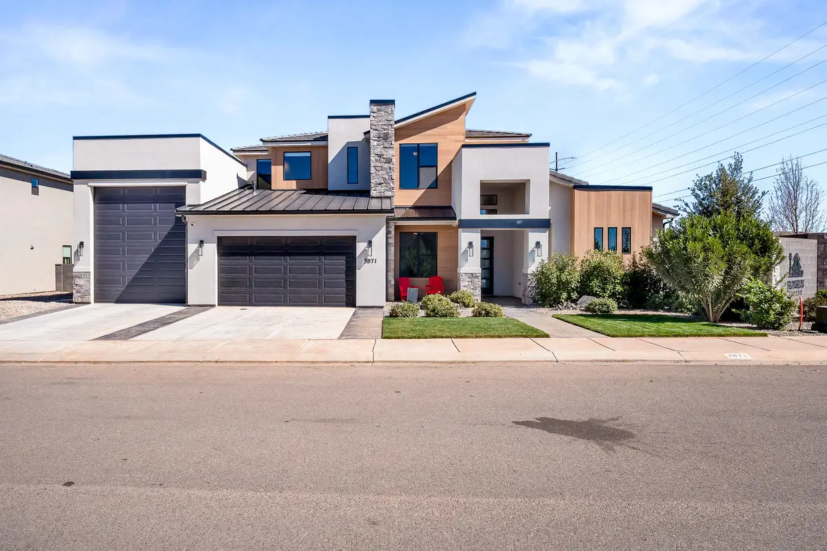 3071 Woodrow Ln, Washington, UT 84780 - #1