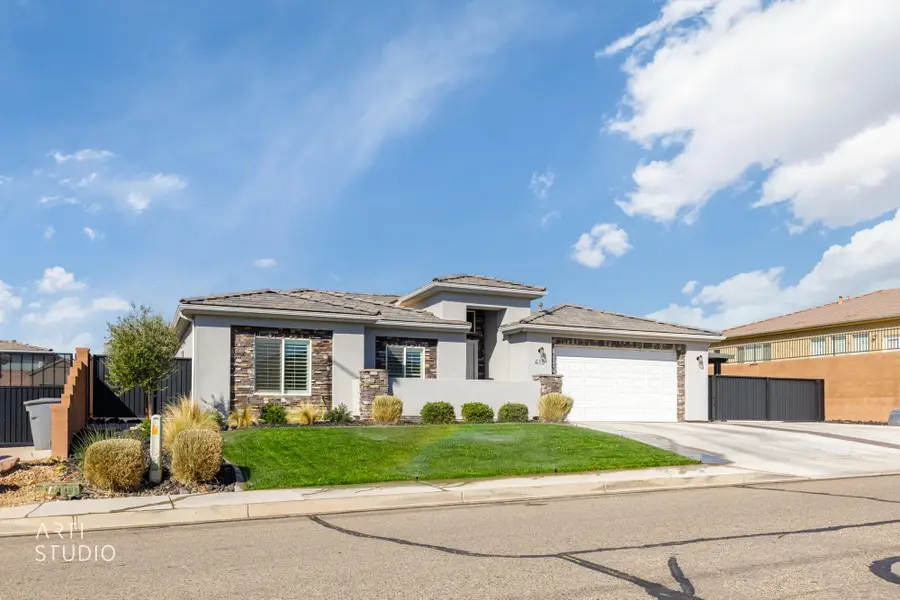 415 N 2750 E, Saint George, UT 84790 - #2