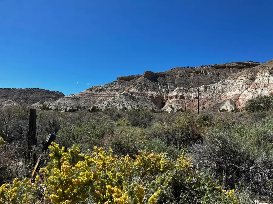 629 N Highway 12, Cannonville, UT 84718 - #2