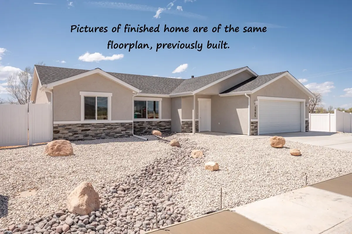 3879 N Hawks Landing Lp, Enoch, UT 84721 - #1