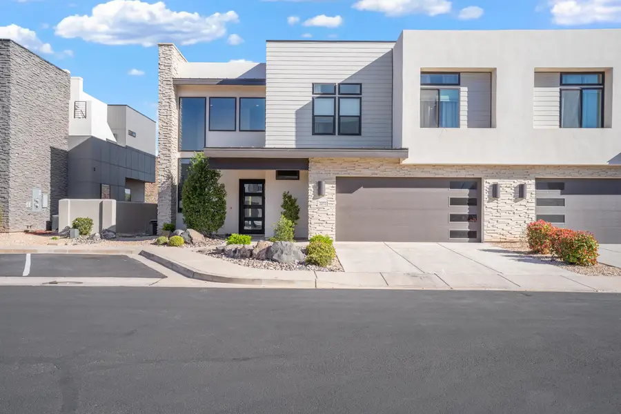 2264 N Double Eagle Ln, Washington, UT 84780 - #3