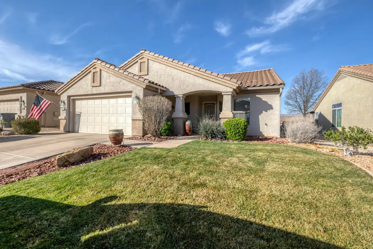 4392 S Kiva Hill Dr, Saint George, UT 84790 - #1