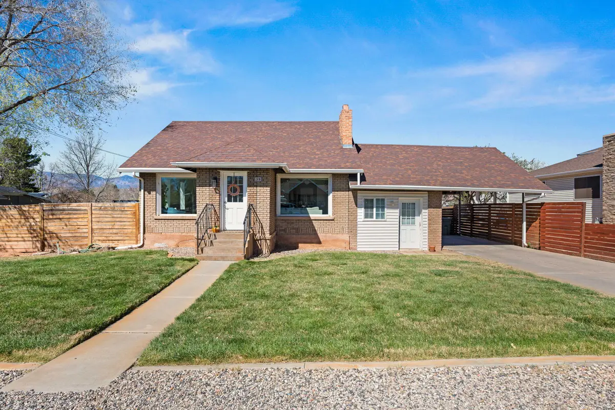 39 E 300 S, Hurricane, UT 84737 - #1