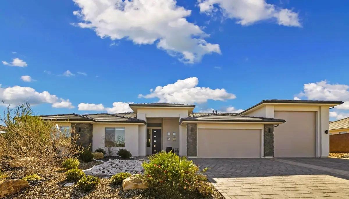 2036 E Yant Flat Dr, Saint George, UT 84790 - #1