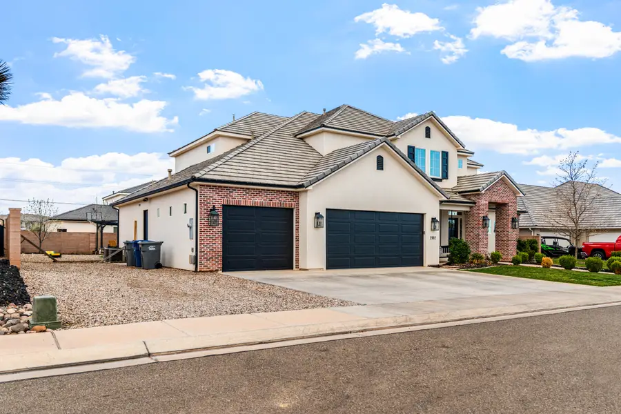2902 E Sycamore Ln, Saint George, UT 84790 - #3