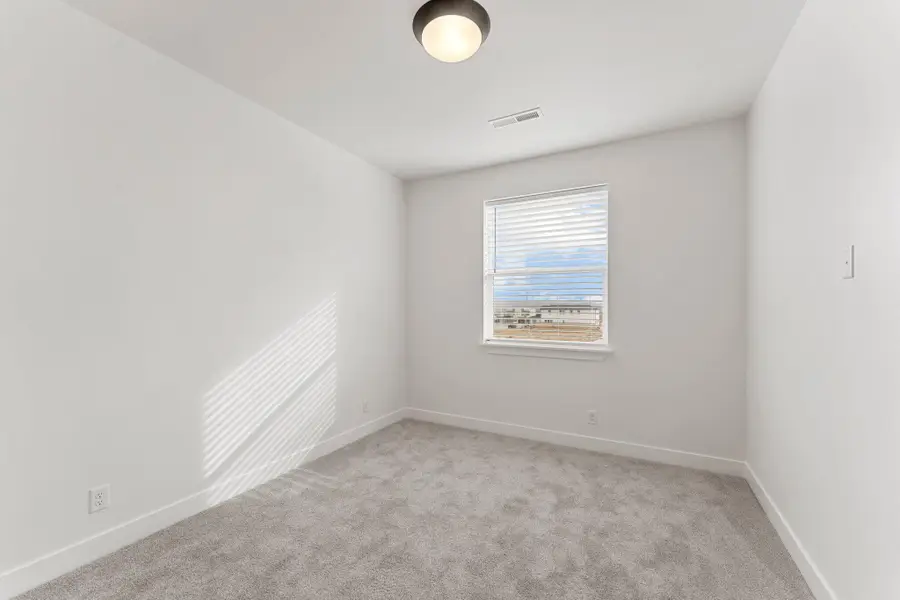 608 W Canyon Pine Dr, Saint George, UT 84790 - #3