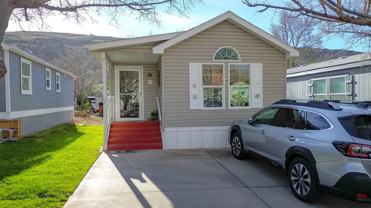 61 Cottonwood Ln, Hurricane, UT 84737 - #1