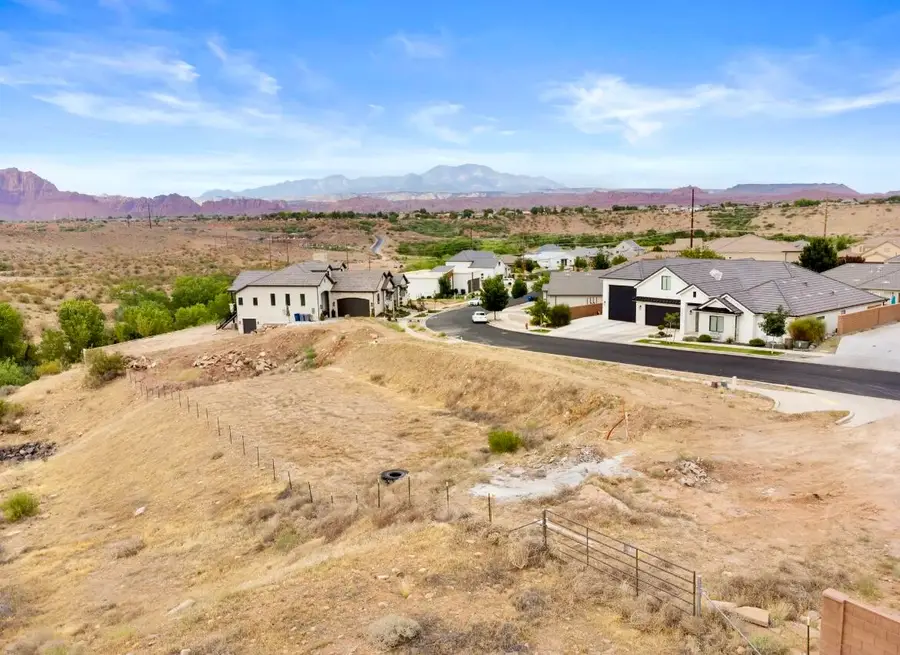 1471 Colbey Lp, Santa Clara, UT 84765 - #2