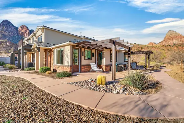 101 Trapper Cir #F, Springdale, UT 84767