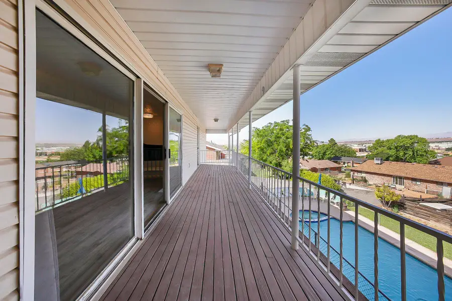 722 S Staheli Dr, Washington, UT 84780 - #2