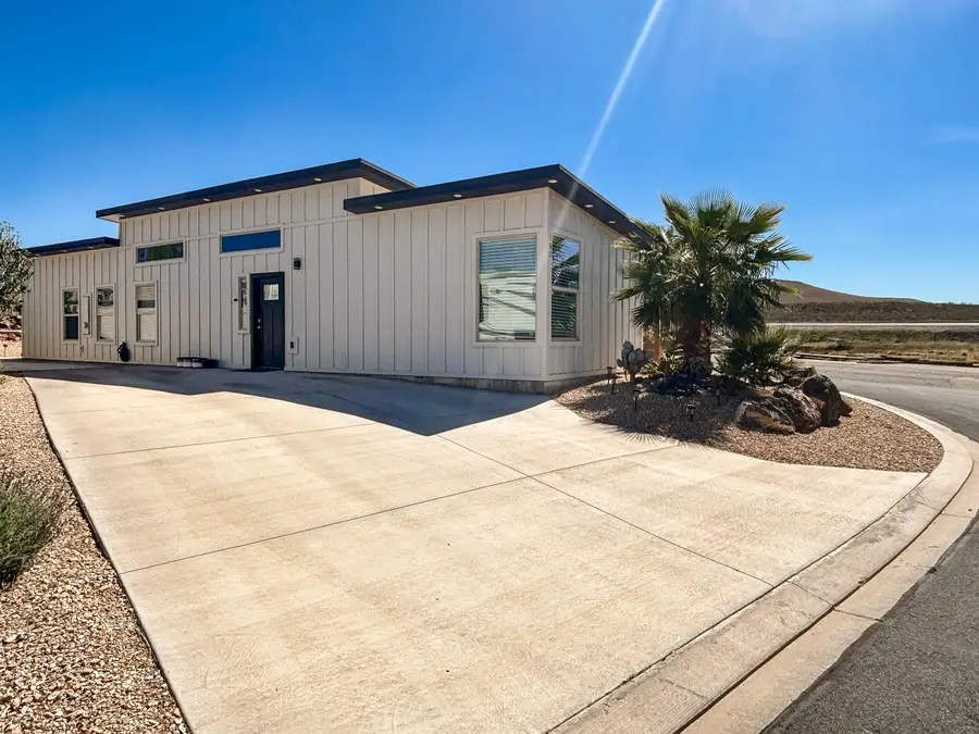 101 Blackrock Rd, Hurricane, UT 84737 - #2