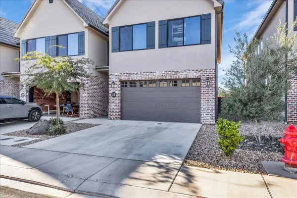 960 Heritage Dr #23, Santa Clara, UT 84765