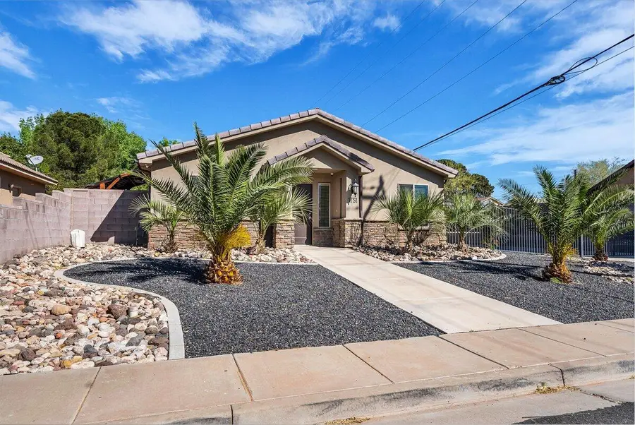 1751 E 700 N, Saint George, UT 84770 - #3