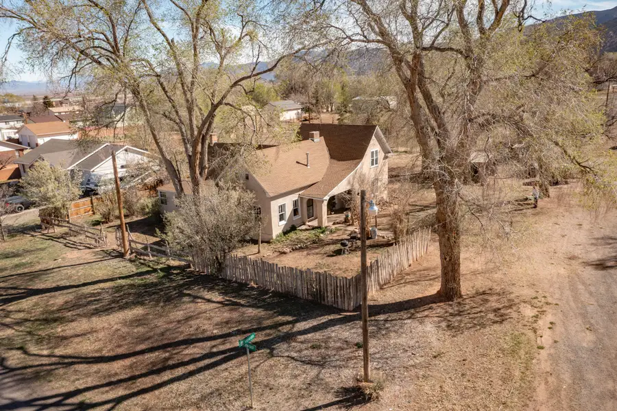 207 E 300 N, Parowan, UT 84761 - #3