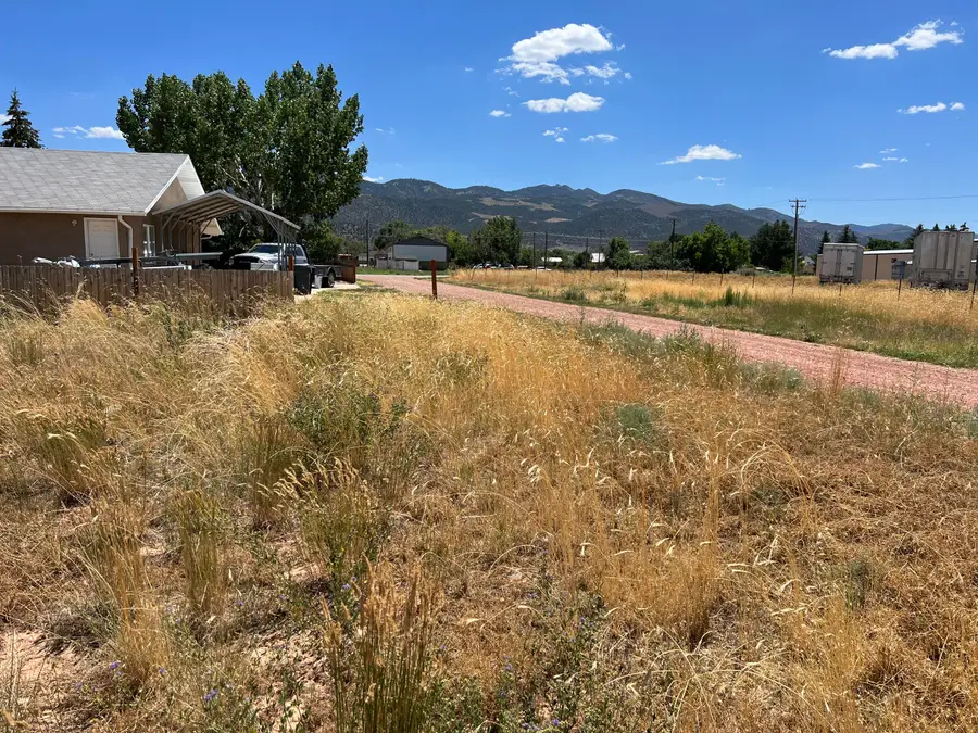 512 N Diane St, Parowan, UT 84761 - #3