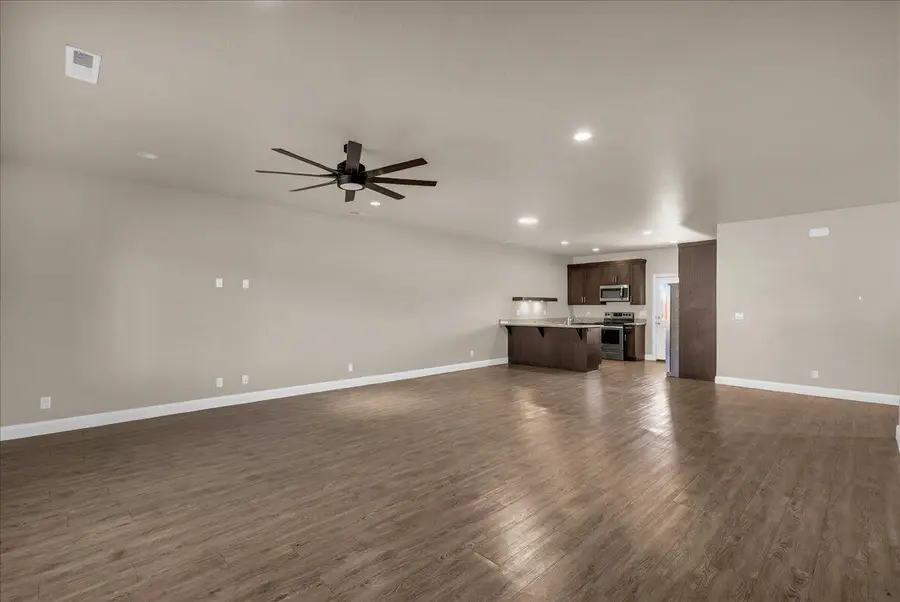 157 W 200 S, Ivins, UT 84738 - #2