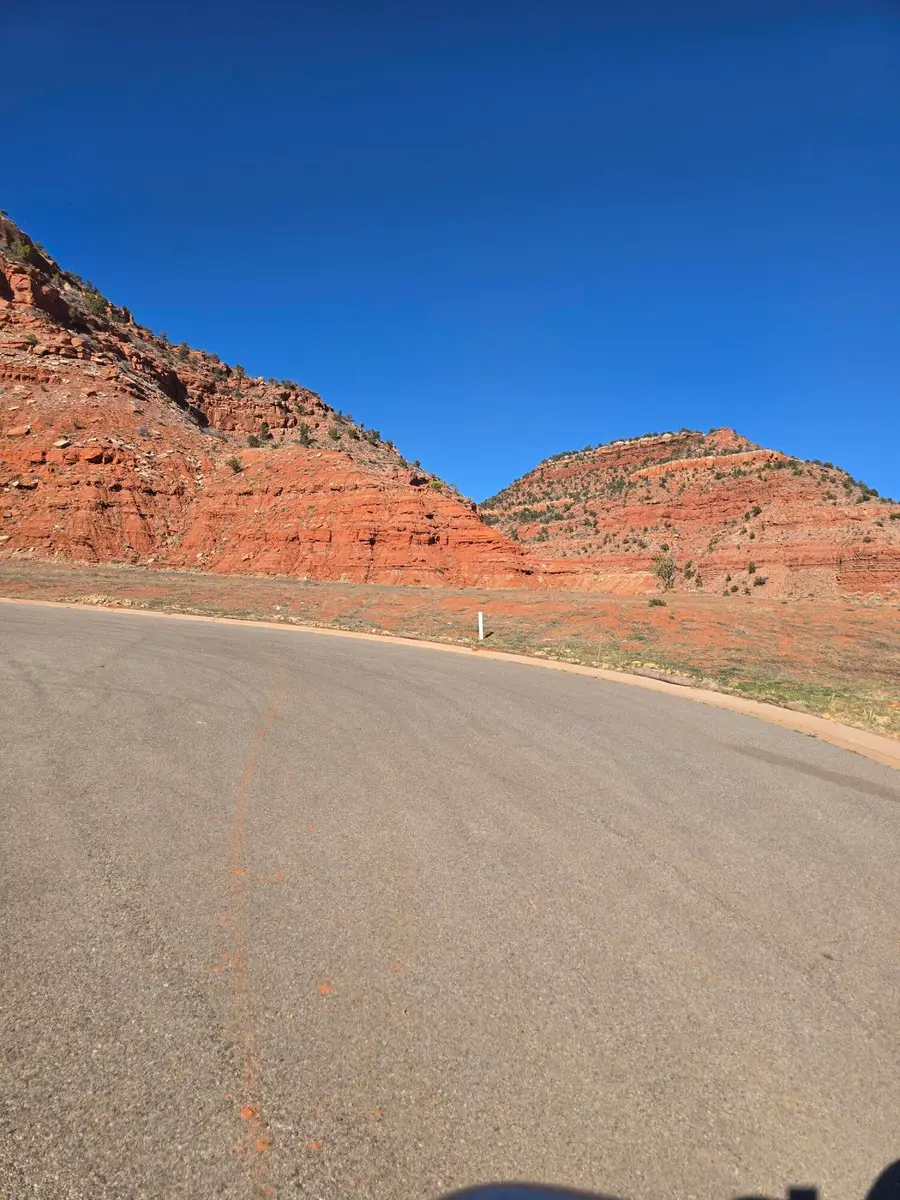 542 N Rusty Circle, Kanab, UT 84741 - #2
