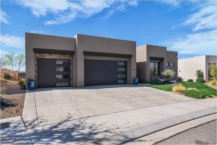 1559 W Firepit Knoll Dr, Saint George, UT 84770 - #3