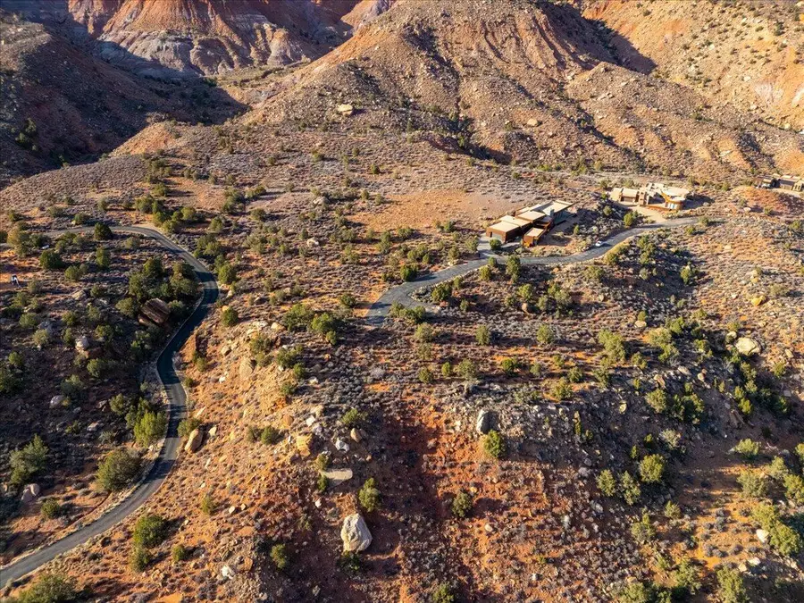 366 Quail Ridge Rd, Springdale, UT 84767 - #3