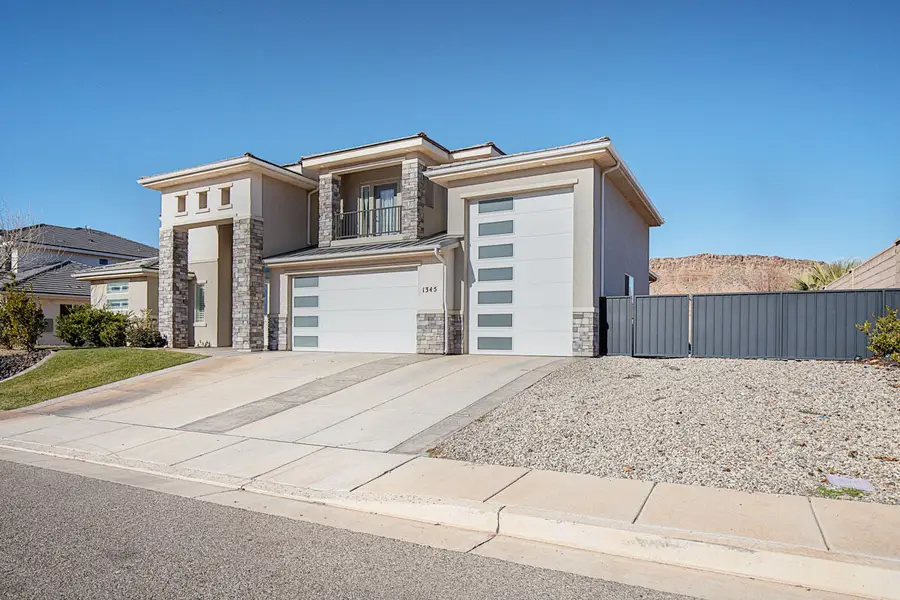 1345 E Black Brush Dr, Washington, UT 84780 - #3