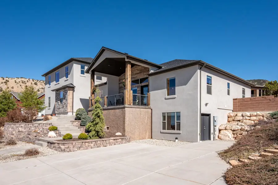 1268 N Knoll St, Cedar City, UT 84721 - #3