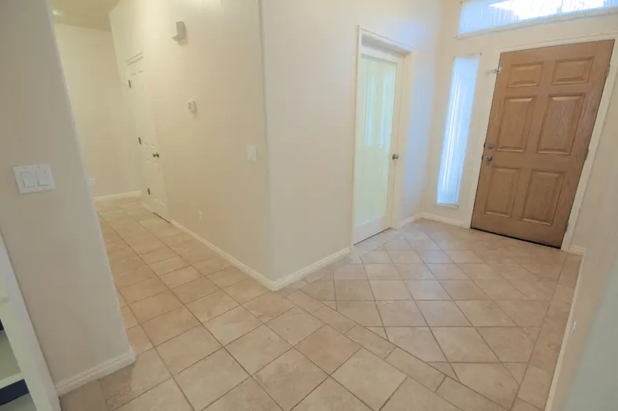 2251 E 390 N, Saint George, UT 84790 - #2