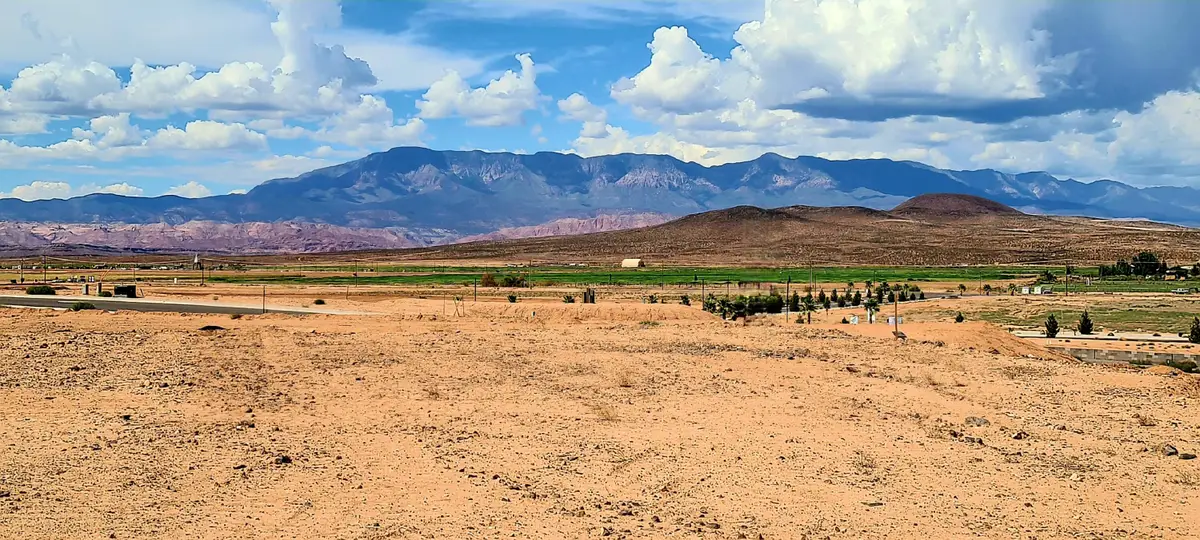 3128 Grand Staircase Rd, Hurricane, UT 84737 - #1