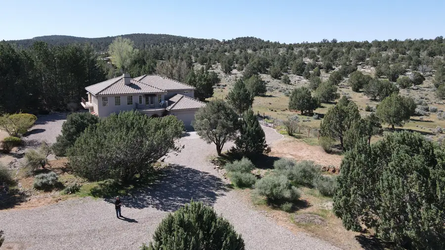 1491 W Sand Cove Trail W, Dammeron Valley, UT 84783 - #3