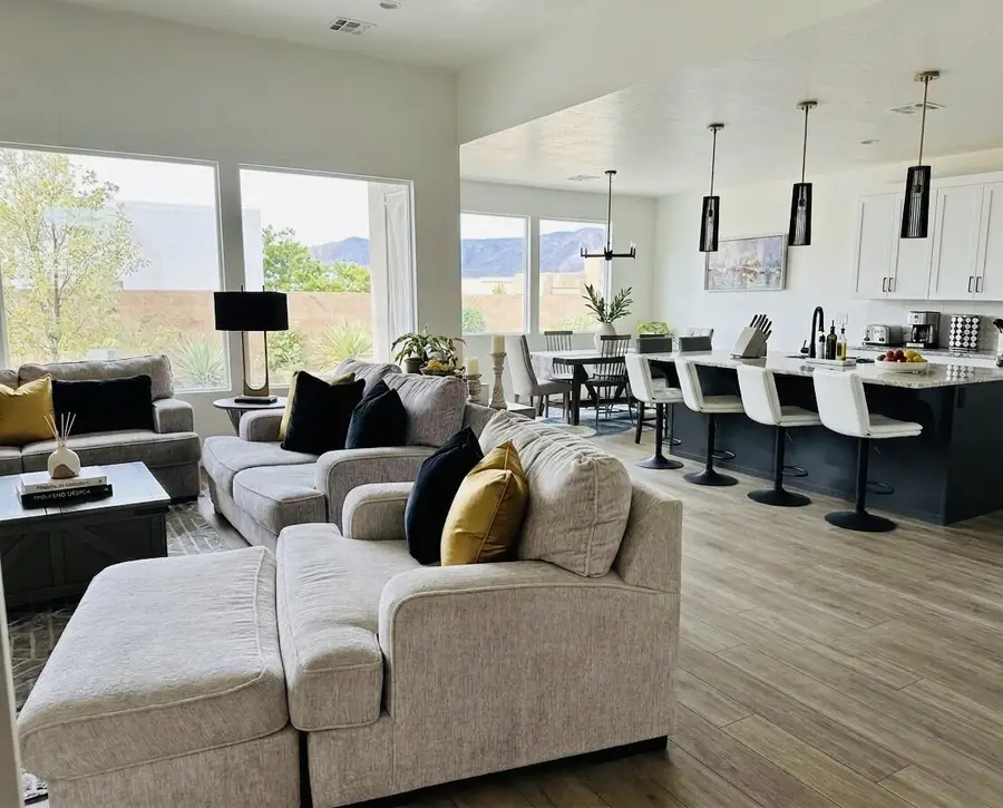 1402 Pocket Mesa Dr, Saint George, UT 84770 - #2