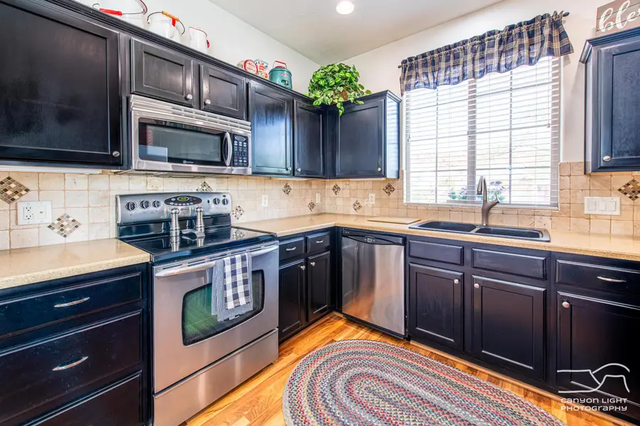 2828 E Slick Rock Rd, Washington, UT 84780 - #2